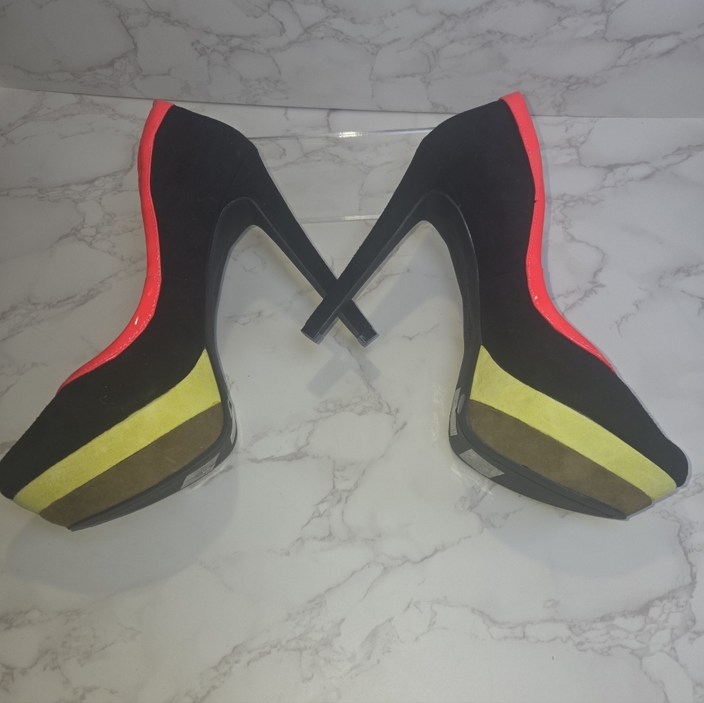Black Pumps with Neon Pink Trim by - Picture 3 of 7